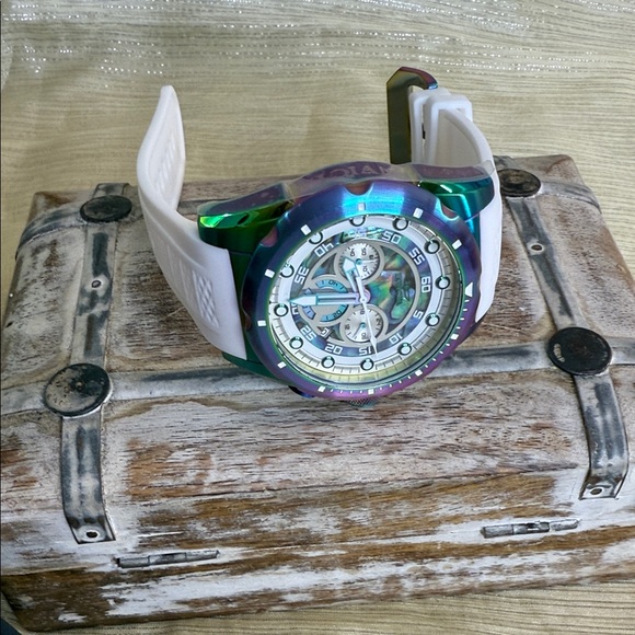 Invicta Multicolor Limited Edition Watch - Picture 5 of 5